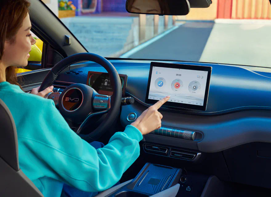 Intelligens BYD-vezetőtér