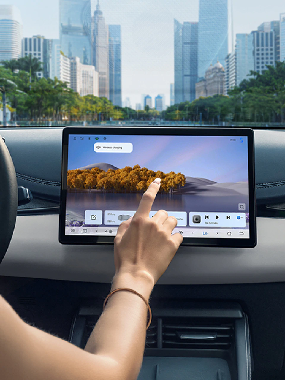 Lebegő érintőképernyő – Tapints rá a lényegre!